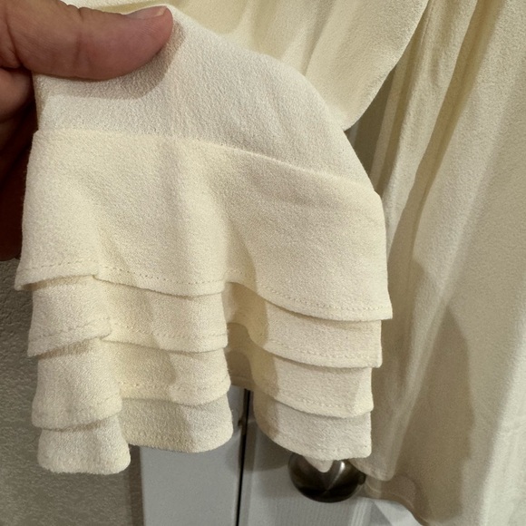 Soft Surroundings V-neck button down blouse - Picture 4 of 9